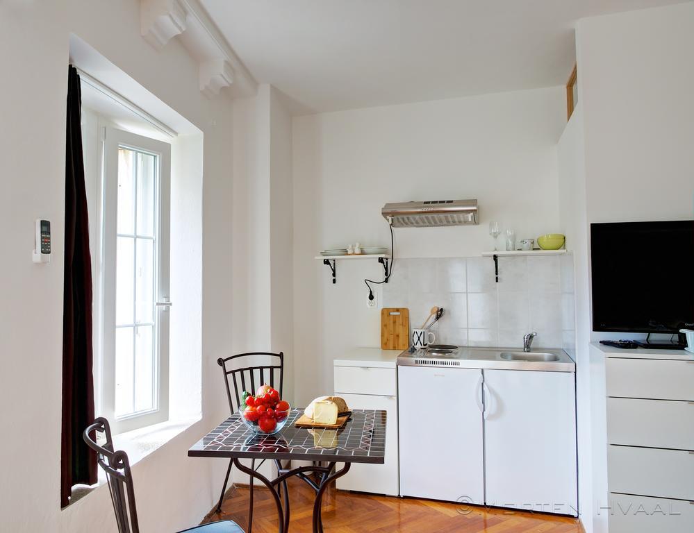White House Apartments Korcula Town Room photo